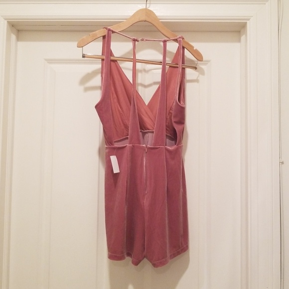 Romper - Picture 6 of 7